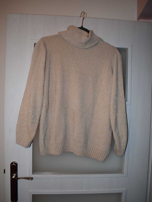 Jasno beżowy golf Tommy