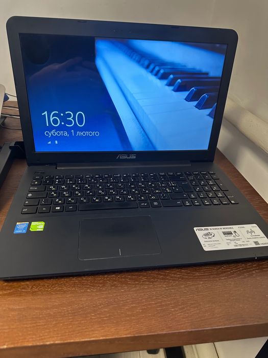 Ноутбук Asus F554L SSD 1 ТБ/4 ГБ Windows 8