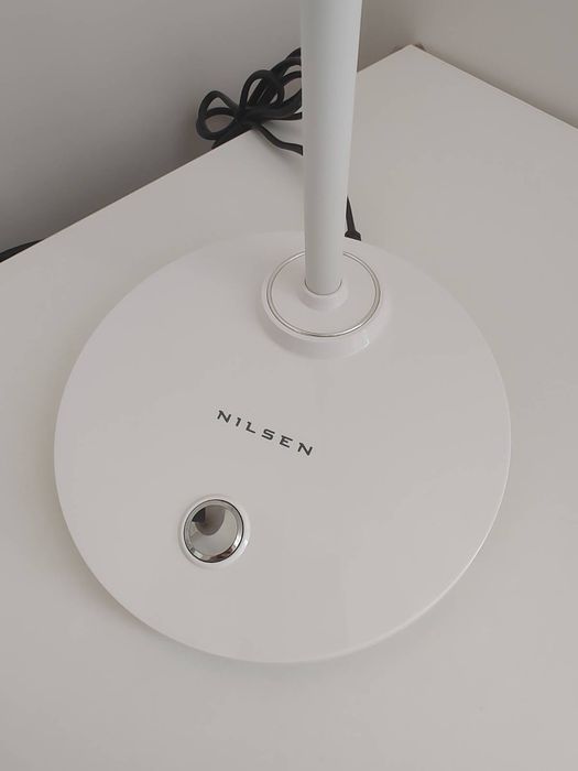 Lampka biurkowa Nilsen Helen E27