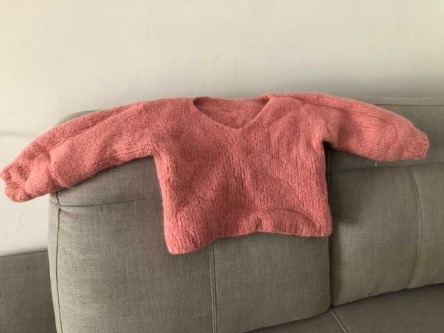 Sweter wełniany różowy M