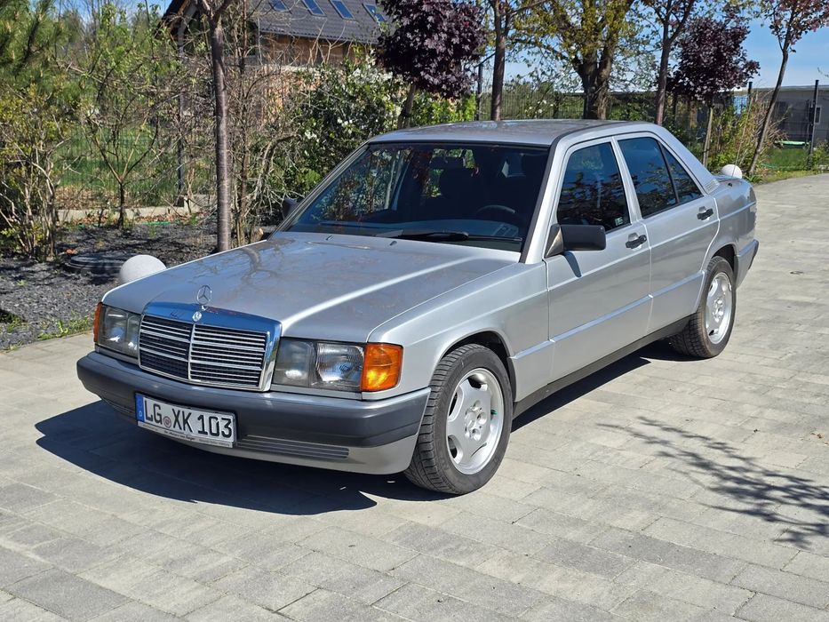 Mercedes-Benz W201 (190) Super stan! W pełni sprawny, świeżo sprowadzony z Niemiec