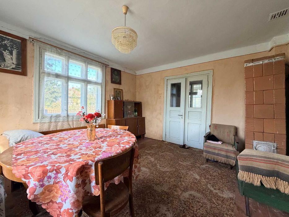 Продаж будинку 65 м² з ділянкою 6 соток у селі Грушів