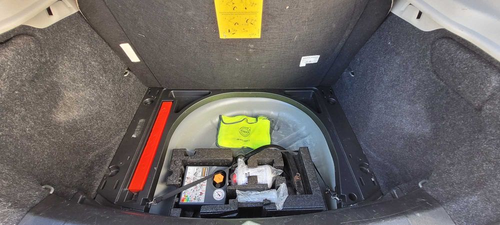 VOLVO V40 2.0 D4 190 ch Summum