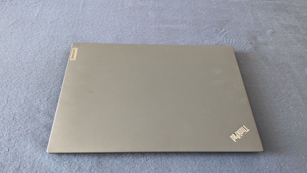 Lenovo Thinkpad T16 Gen1 Magnesium, i7, 32gb RAM, 1TB, Windows 11 pro