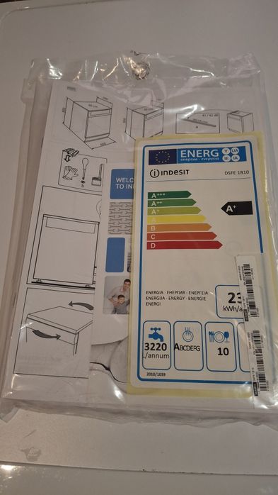 MÁQUINA de lavar loiça Idesit DSFE 1B10
