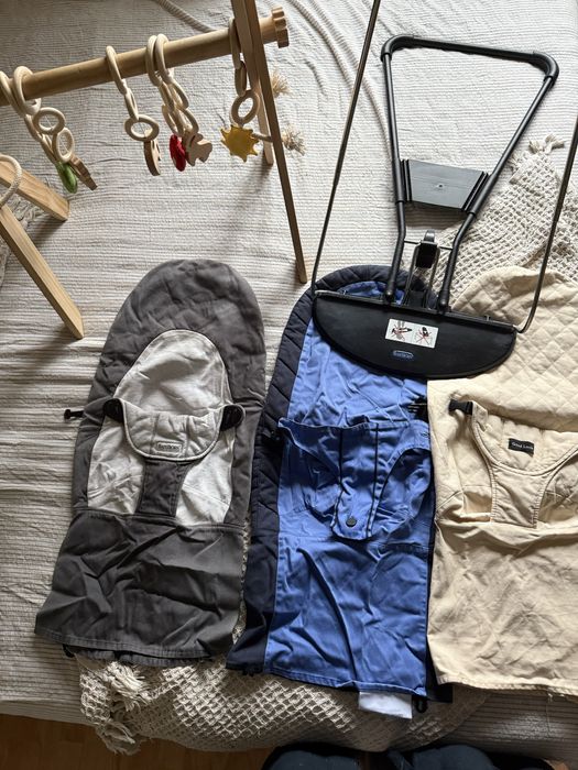 Bujaczek BabyBjörn + 3 poszycia + Baby Gym