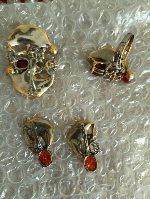 Ювелірні прикраси срібло з бурштином Калінінградский  янтарний завод