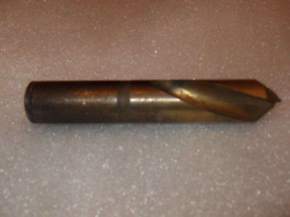 болт 5.8 с гайкой. шайбой