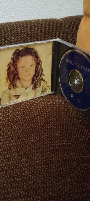 CD Simply red-Stars