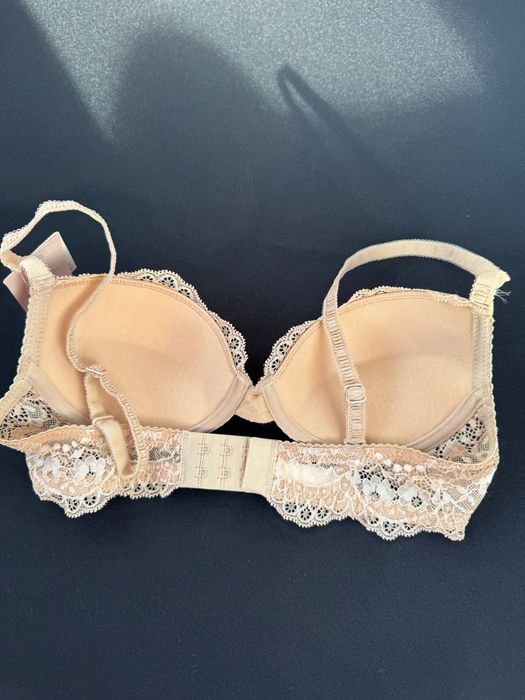 Бюст KLEO новий 70В