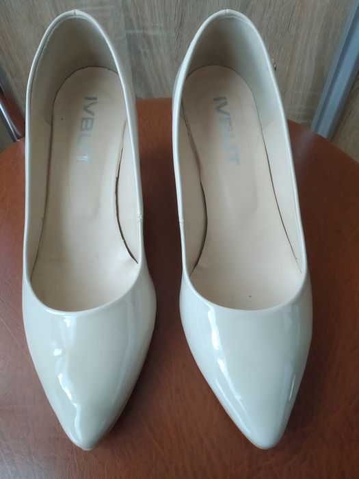 Buty 39 czółenka