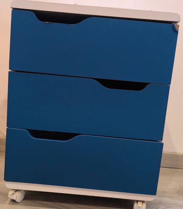 Mesa de cabeceira / apoio