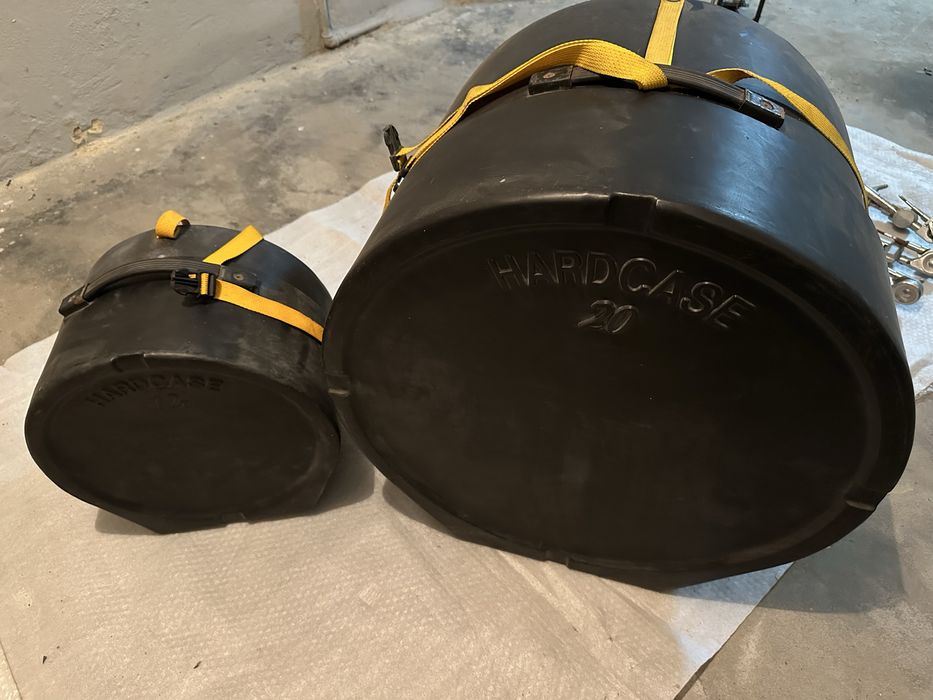 2 Hardcases para bombo 20” e tom 12”