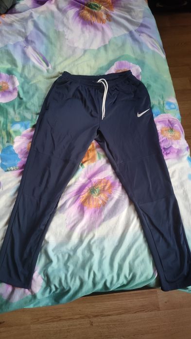 Spodnie dresowe Nike