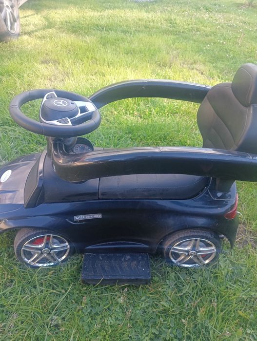 Sprzedam jeździk Mercedes