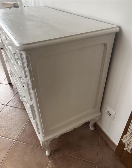 Comoda branca queen anne