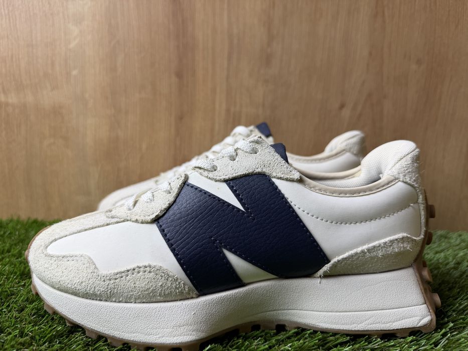 New Balance 327  розмір 36.5