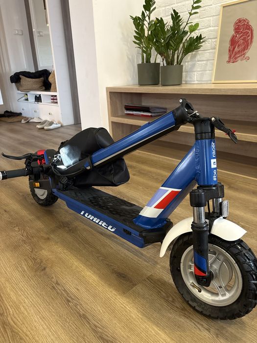 Hulajnoga elektryczna aprilla tuareg ( bardzo dobry)