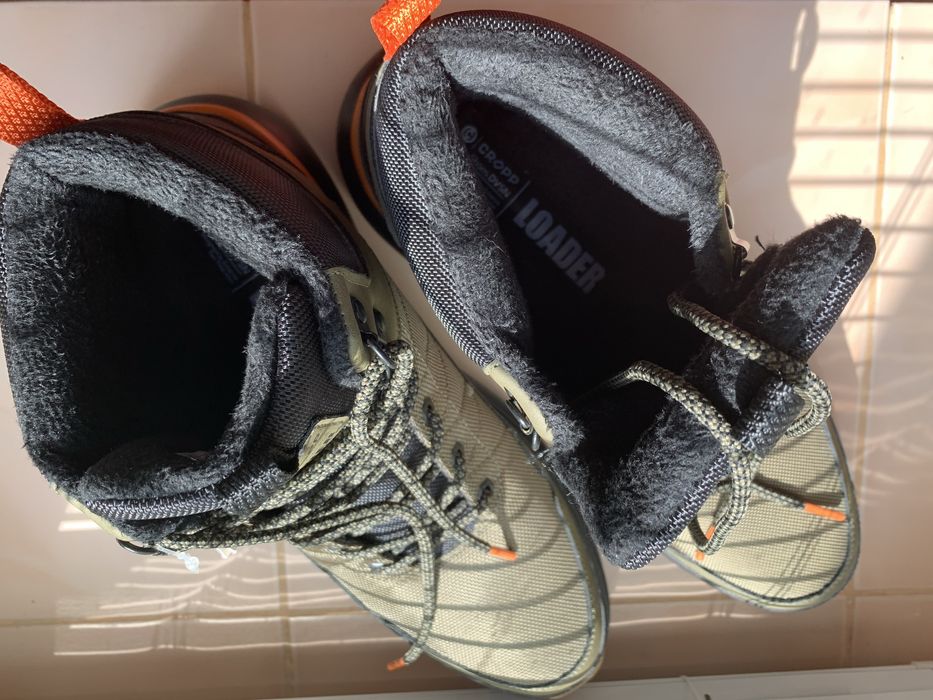 Нові утеплені високоякісні кроси 46р осінь-зима-весна. Оригінал  CROPP