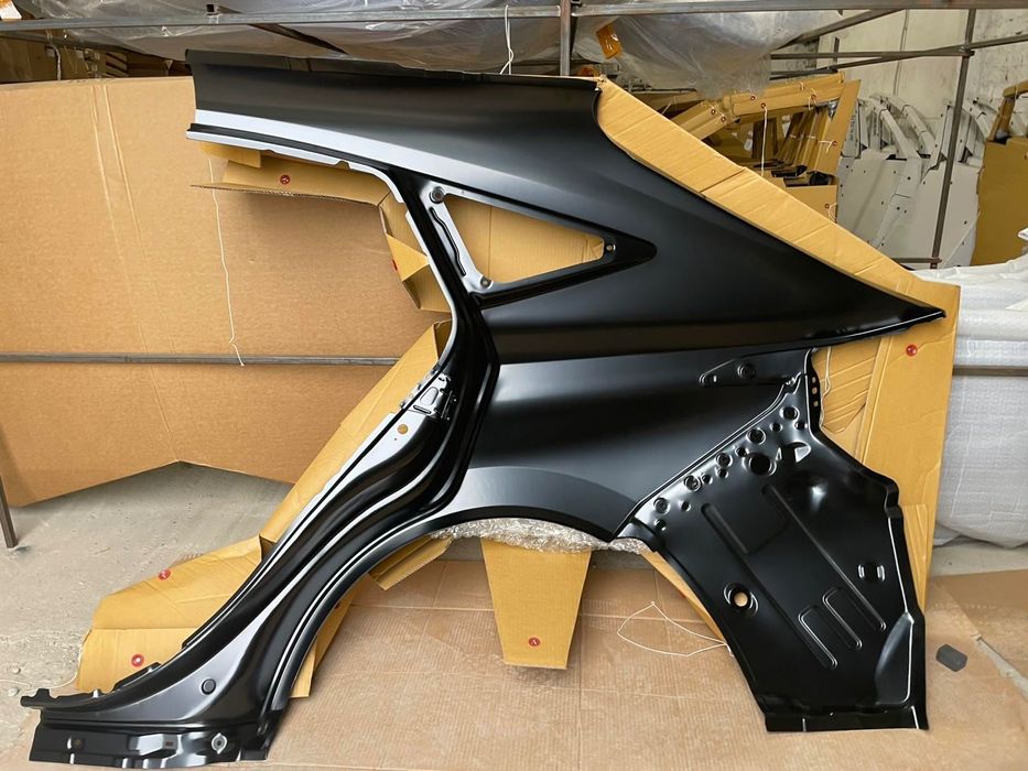 Toyota Venza Крыло заднее правое 2021-2024 61601-48110