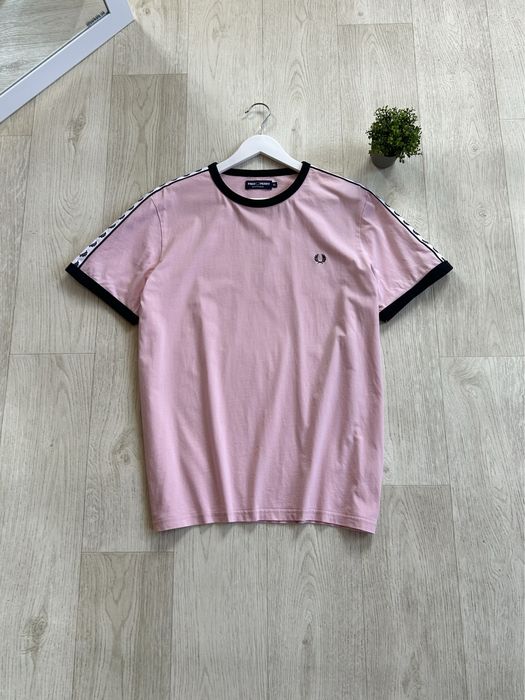 Fred Perry Lampas Logo Pink Tee Shirts Футболка оригінал велика оригинал большая опт