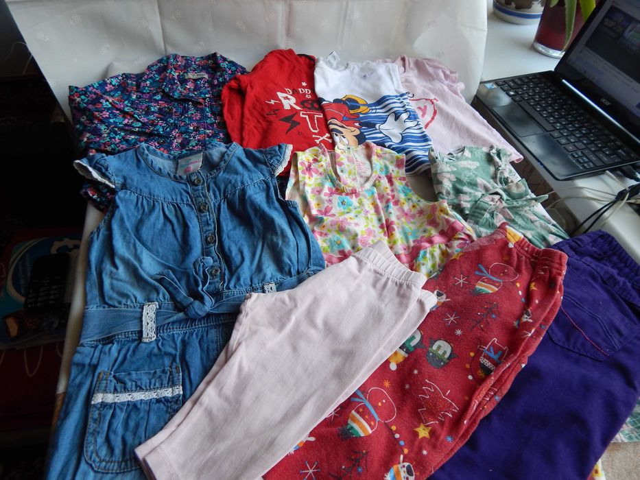 Набір  одягу  для  дівчаток  роз.80-86  на  12-18міс  і старше..  15штук  за125грн,