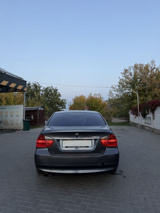 Продам BMW3 е90 2.0 газ/бенз