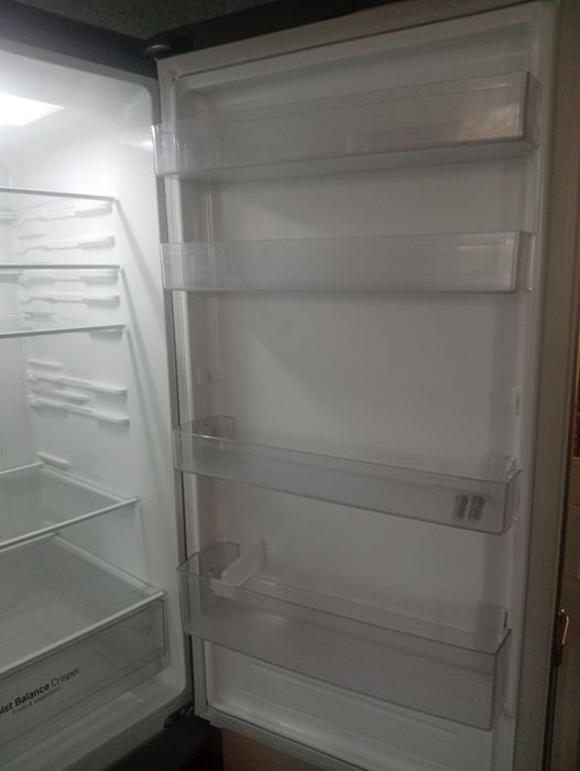 Продам холодильник LG