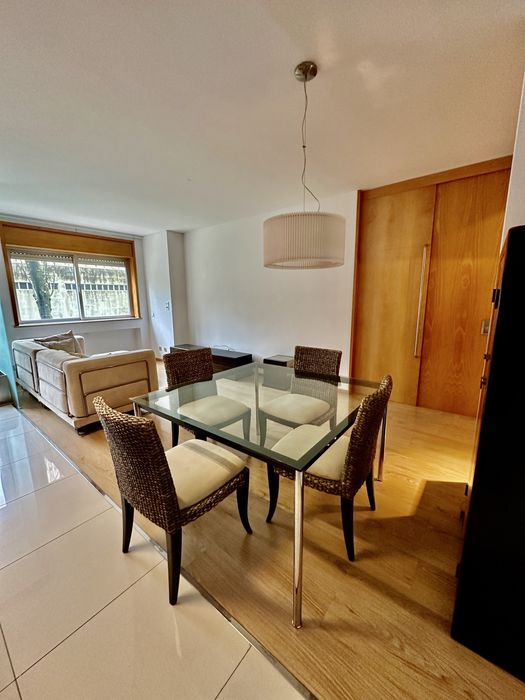 ARRENDA T1 avis Mobilado