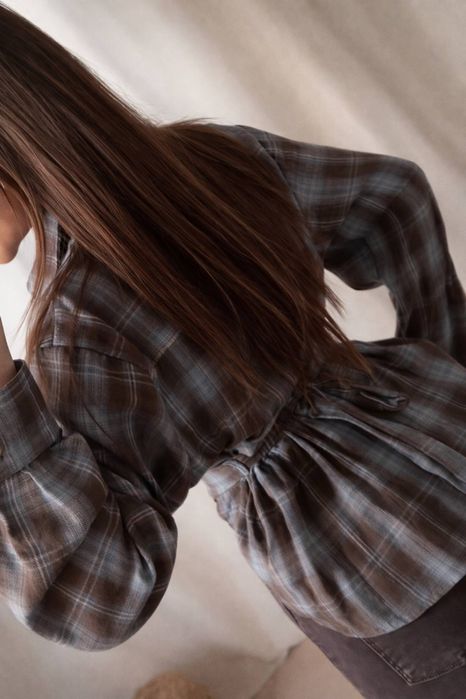 Жіноча сорочка приталена