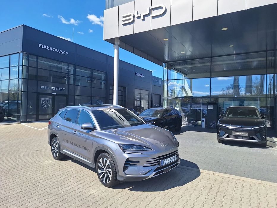 BYD Seal U BYD Seal U DM-i 1,5 Plug-in wersja Boost Rok 2025