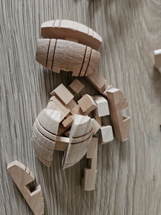 Łamigłówki puzzle  Mensa 6 sztuk (bez odpowiedzi)