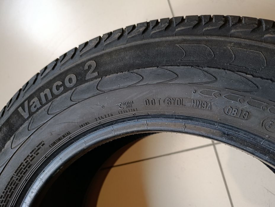 Шина (одна) б/у 215/65R16C 109/107T Continental Vanco 2