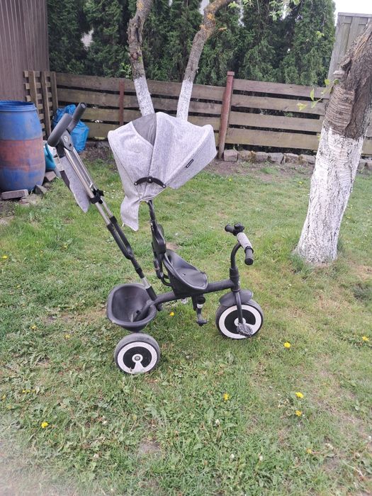 Kinderkraft  trójkołowy rowerek