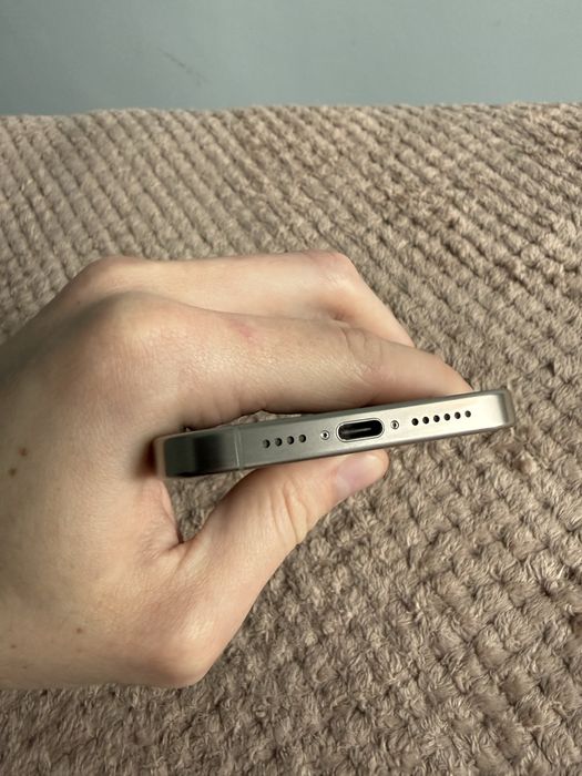 Продам Iphone 15 Pro Max 256gb