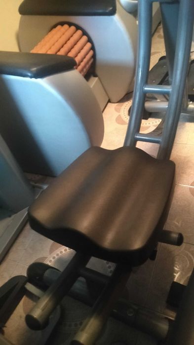 Urządzenie do ćwiczeń mięśni brzucha