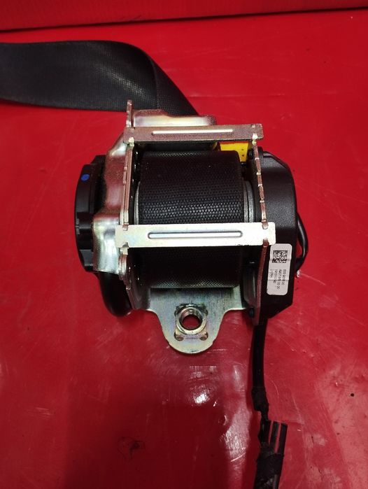 Ремень безпеки Mercedes Sprinter W907 пасок правий Спринтер 907 с7