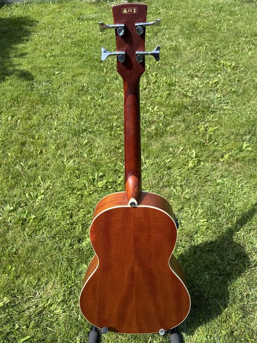 Bas akustyczny Ibanez Acoustic Bass + kabel