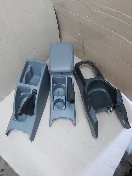 Центральная консоль  подлокотник  шевроле лачетти  Chevrolet Lacetti
4