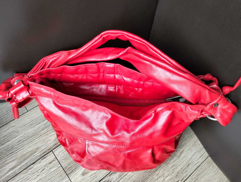 Torebka czerwona