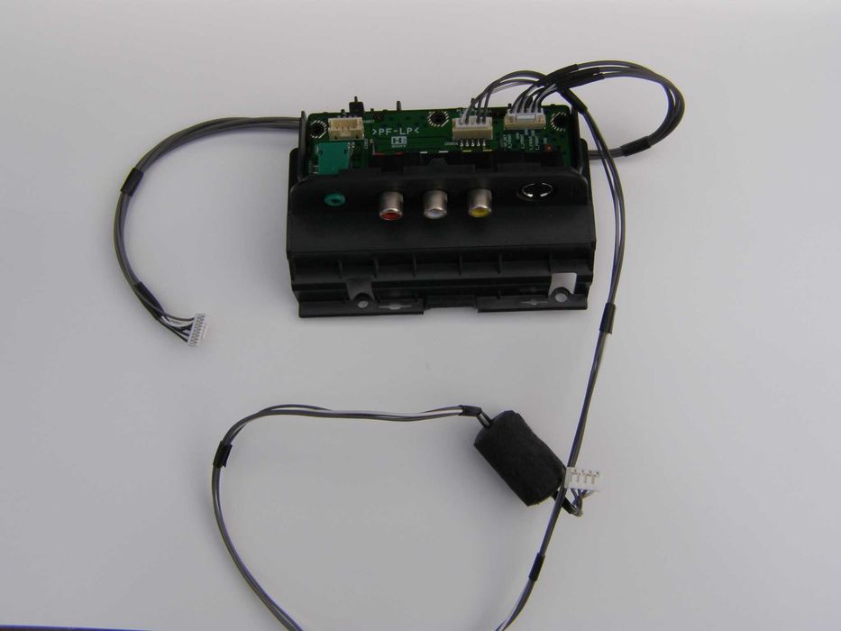 Sony KDL-32U2000--розбiр битого