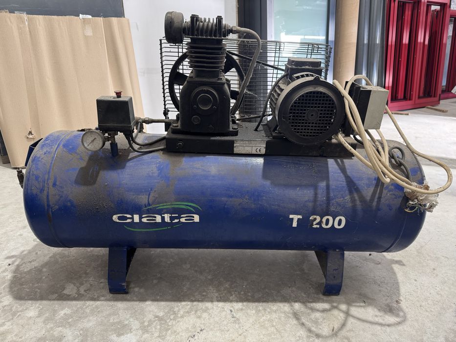Compressor 200L tri fasico