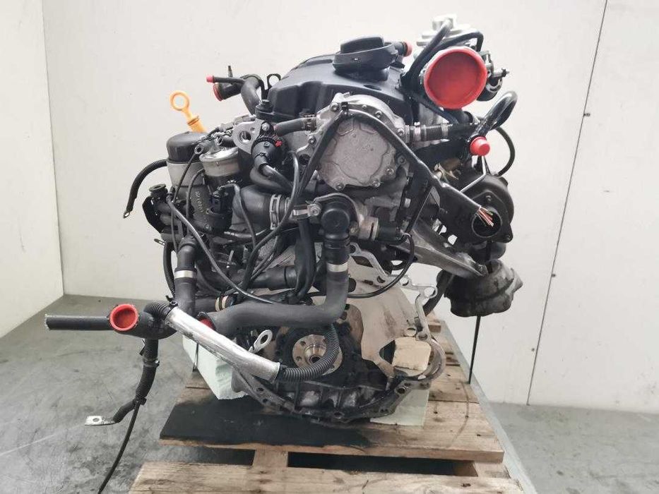 Motor Audi A4 1,9 tdi 130cv     ref: AVF
