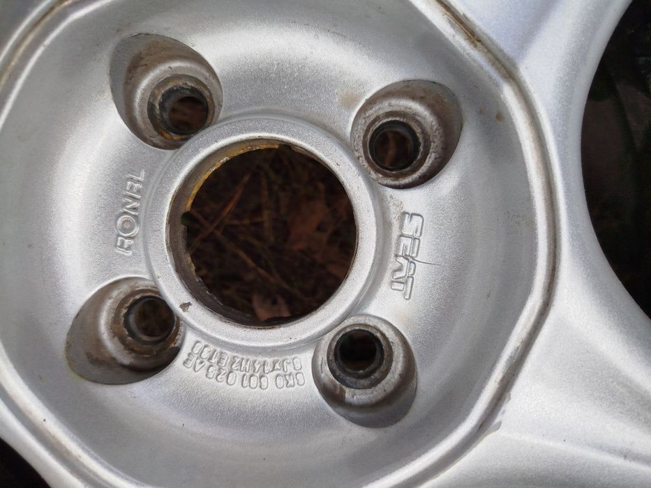 Диски з резиною 4-100 R14 Цо57.1 ЕТ38