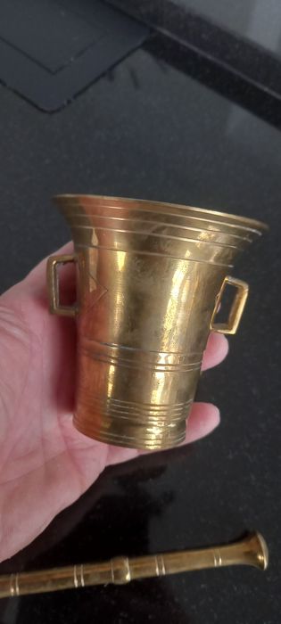 Moździerz mosiężny