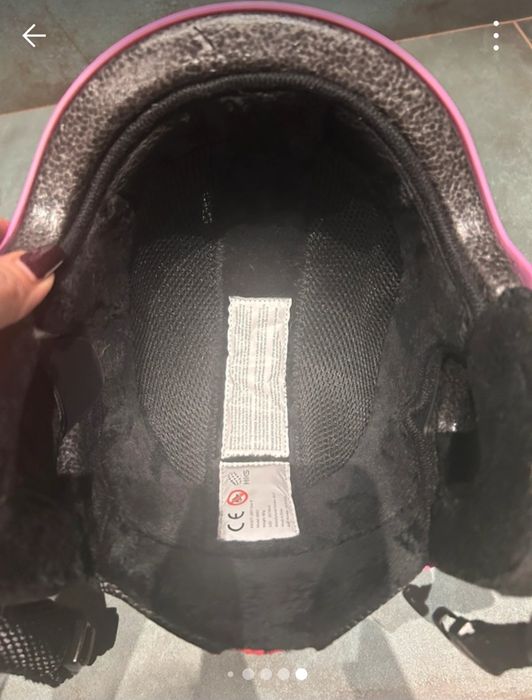 Nowy kask narciarski snowboardowy