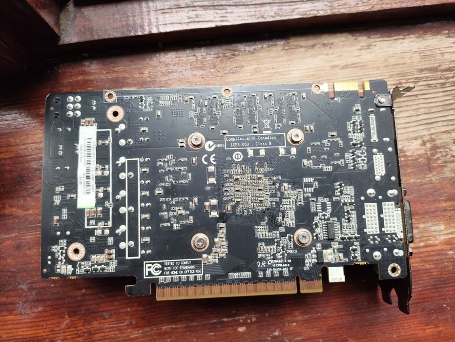Видеокарта zotac gtx 550 ti 1gb 192bit ddr5