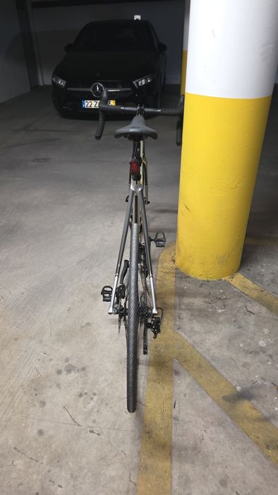 Bicicletas  1 montanha roda 29 suspensão total canondale.  2 estrada