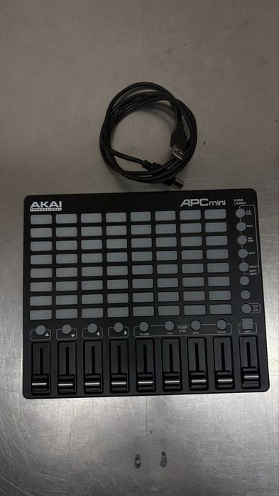 Akai APC Mini - Controlador