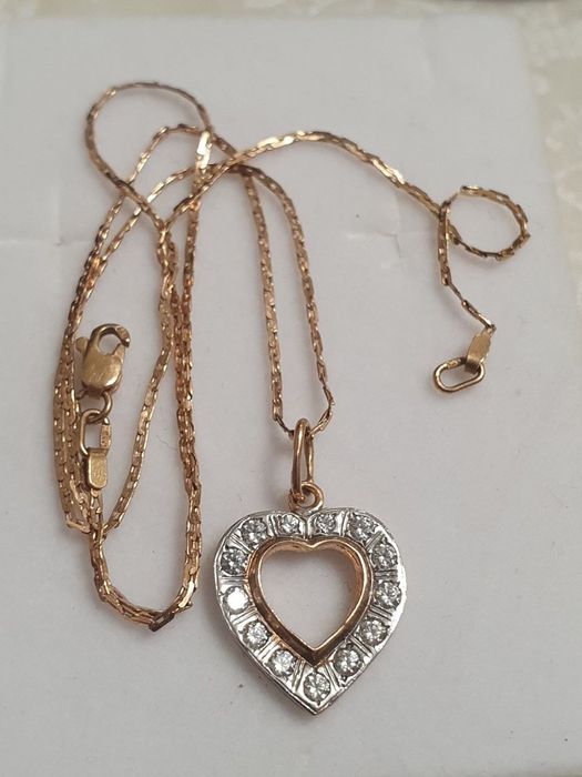 Золотая цепочка с кулончиком